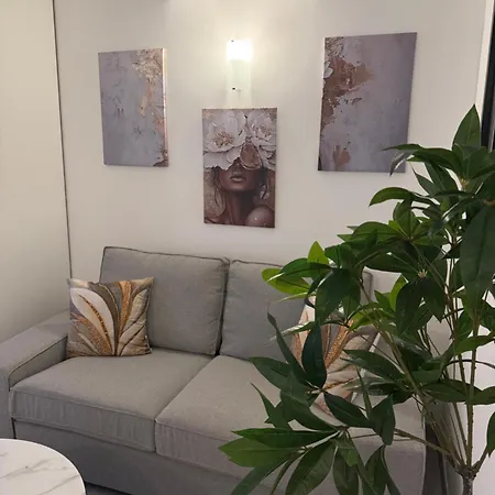 Apartment Tres Grand Neuf 50 M Du Port Lovely Charrons 3 *